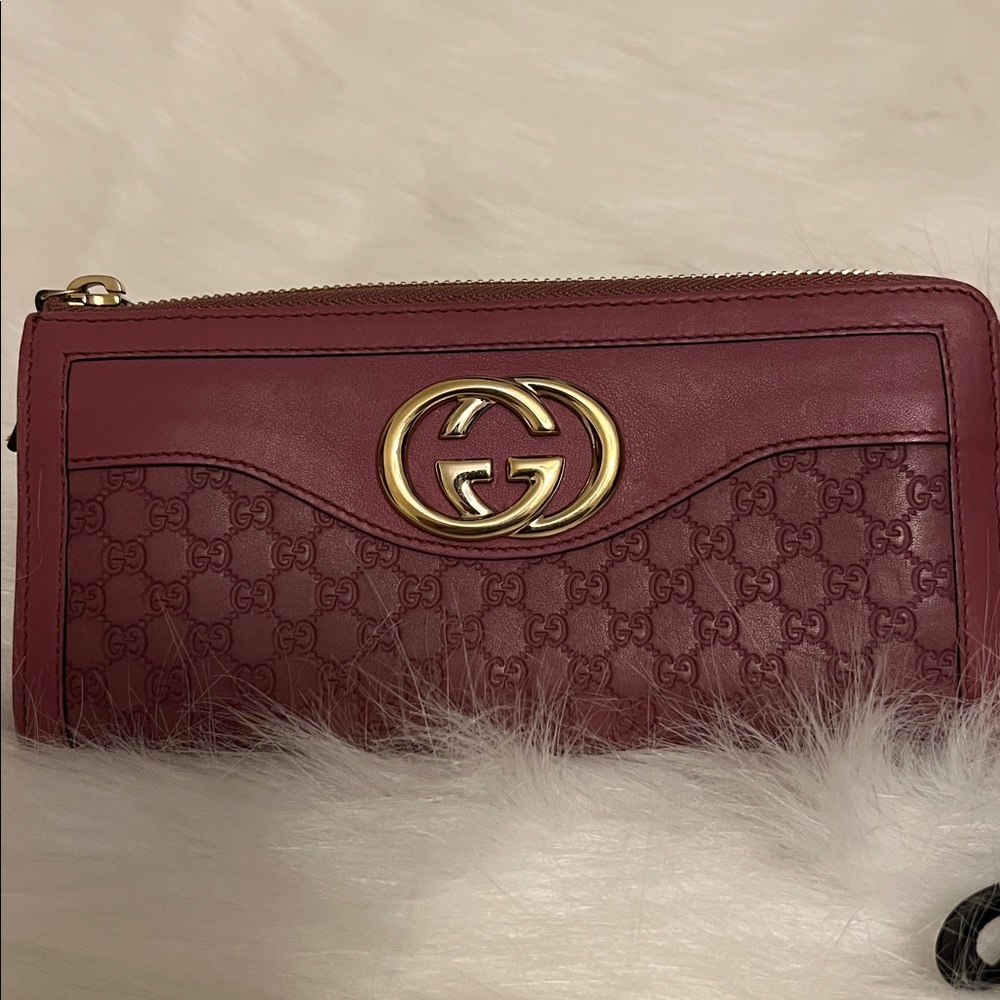 Gucci Pink Wallet with Gold Accents